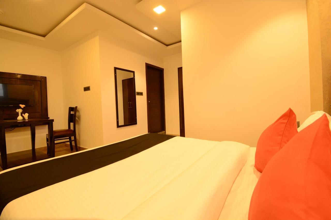 Hotel Grand Lotus Inn Jaipur Buitenkant foto